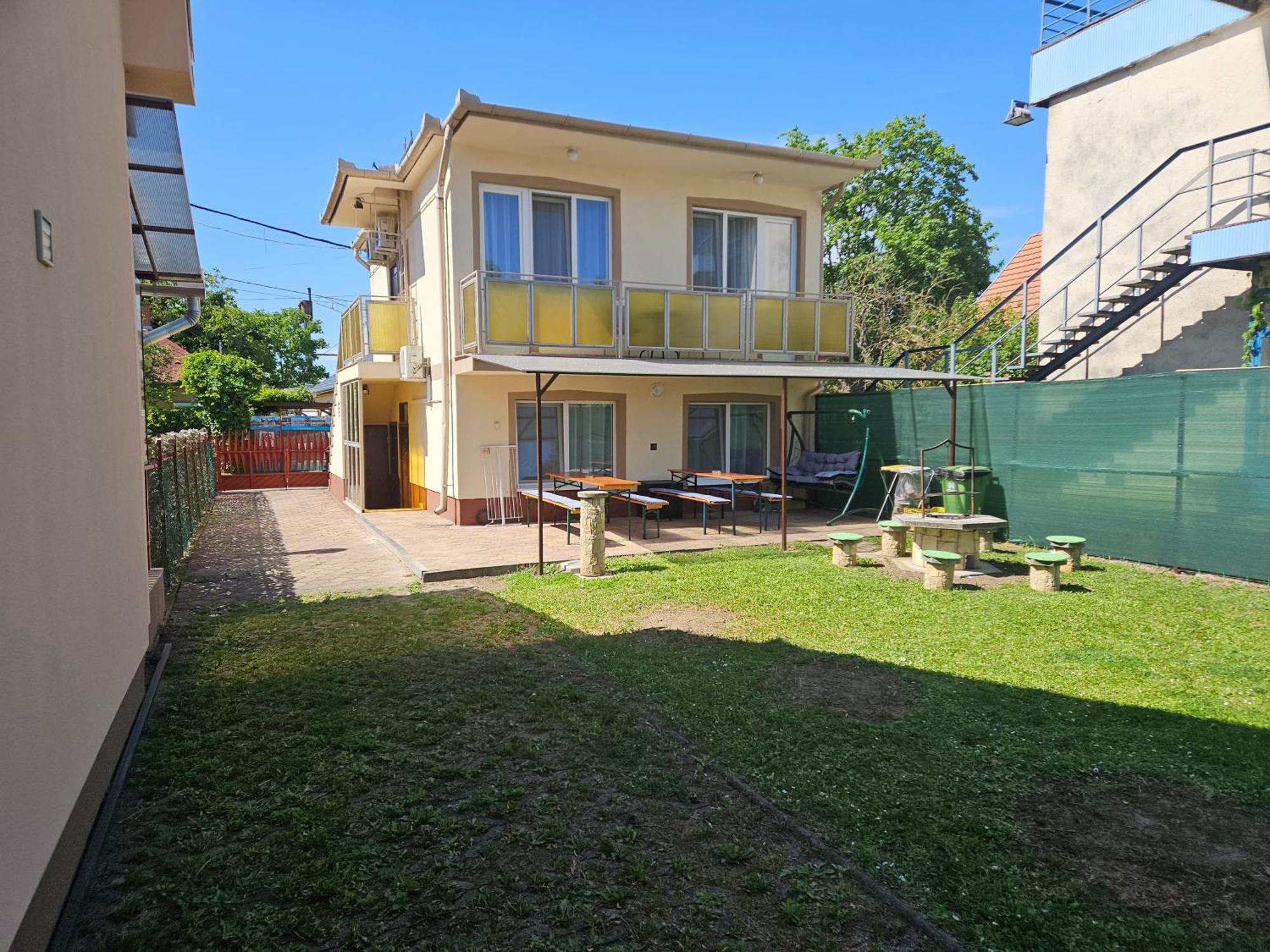 Ada 2 Apartmanhaz Хайдусобосло Экстерьер фото